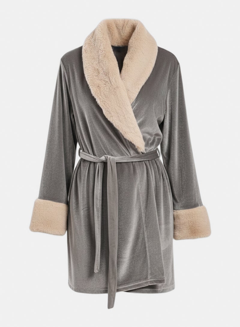 Carina Velvet Robe with Fur Trim - Image 4
